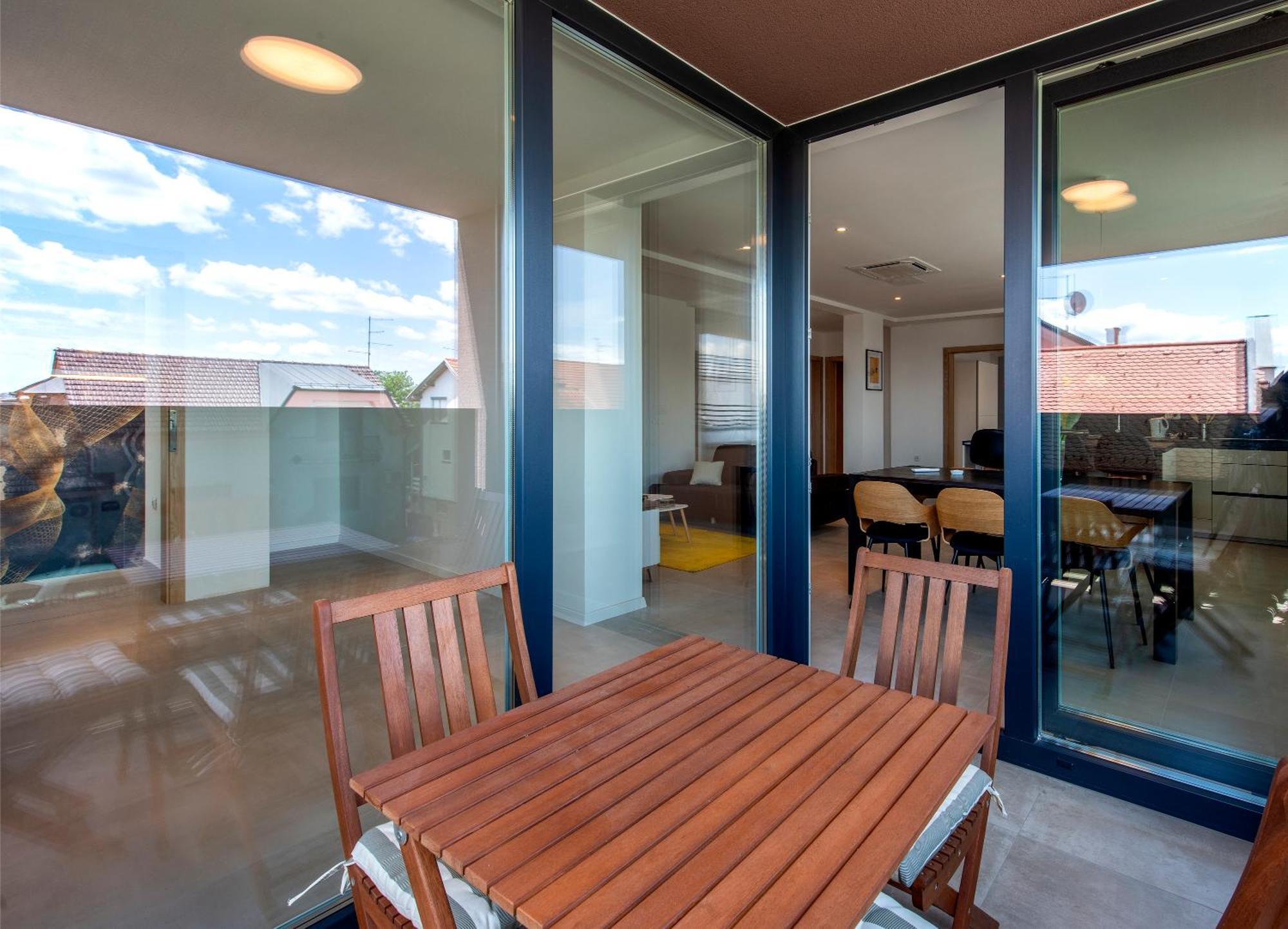 Apartman Mir 1954 *